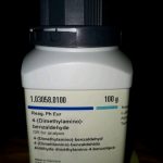 4-dimetylaminobenzaldehyt